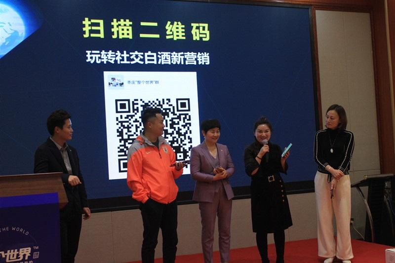 最新名片，重新定義個人品牌與形象展示的新時代工具