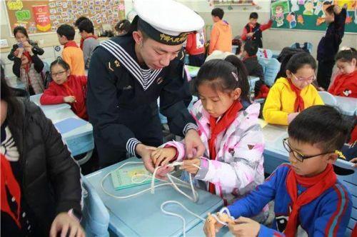 最新海軍電視劇，展現(xiàn)英勇海軍風(fēng)采，引領(lǐng)觀眾領(lǐng)略海洋魅力