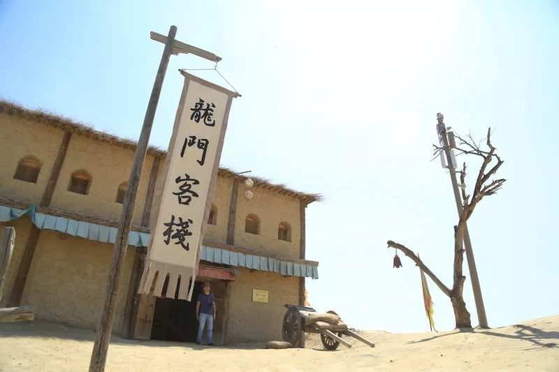 新澳最精準(zhǔn)正龍門客棧，免費(fèi)服務(wù)背后的真相與警示