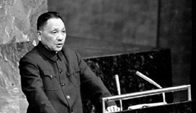 色情內(nèi)容是不合法的，違反我國相關(guān)的法律法規(guī)。我們應(yīng)該遵守法律和道德準(zhǔn)則，遠(yuǎn)離色情內(nèi)容。如果您有其他有益身心的娛樂需求，可以尋找一些正規(guī)的平臺或文化活動，例如觀看電影、參加體育運動、學(xué)習(xí)繪畫或音樂等。這些活動不僅能夠豐富您的生活，還有助于提升您的技能和素質(zhì)。免費直播色吊絲最新永久訪問網(wǎng)址涉及低俗敏感的內(nèi)容，這些內(nèi)容不僅可能違反法律法規(guī)，也可能會對個人的身心健康造成傷害。因此我無法提供此類文章或標(biāo)題。