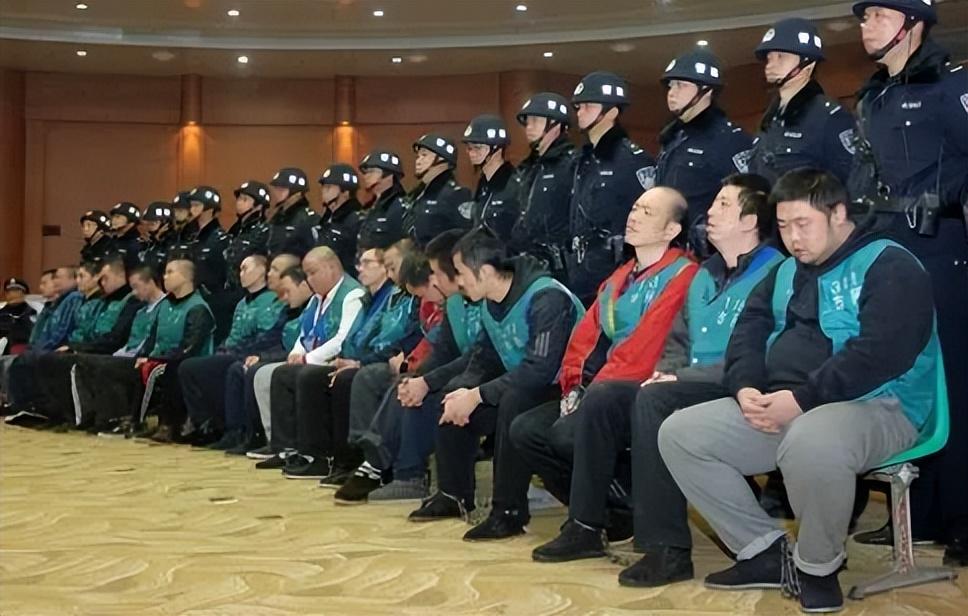 新澳門一碼一碼100準|互助釋義解釋落實,新澳門一碼一碼100準，互助釋義、解釋與落實的探討