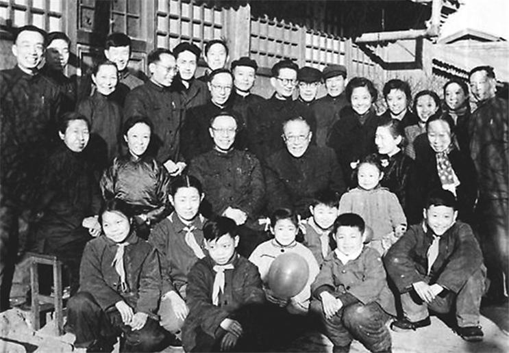 頑主最新動態(tài)，引領(lǐng)潮流，獨樹一幟