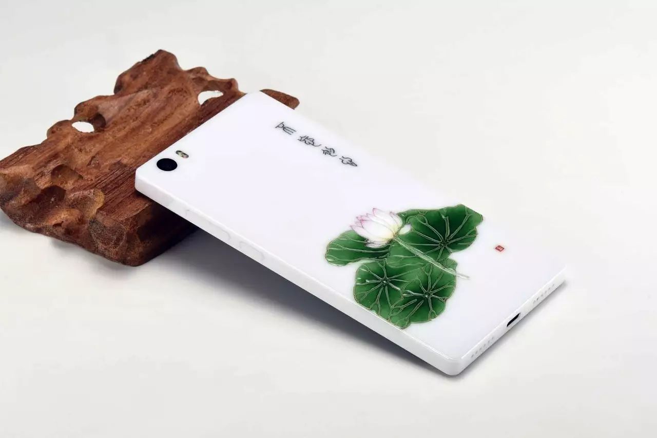 左手網(wǎng)最新動態(tài)，引領(lǐng)時代潮流，創(chuàng)新無止境