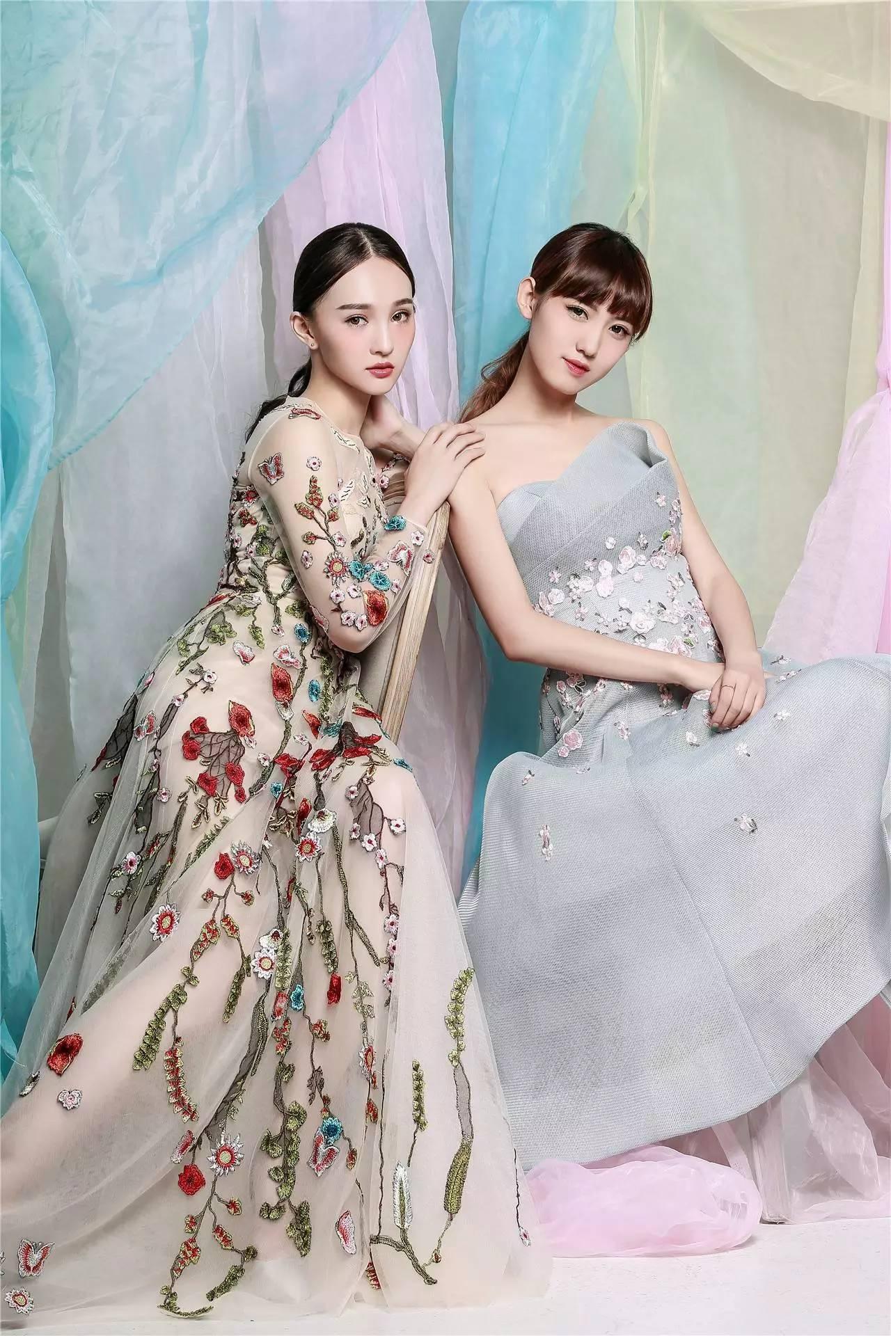 朵女郎最新時尚潮流，引領(lǐng)女性魅力的新標(biāo)桿