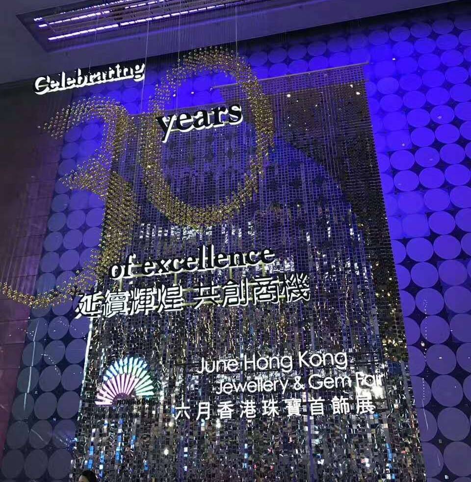香港免六臺(tái)彩圖庫(kù)，探索與賞析