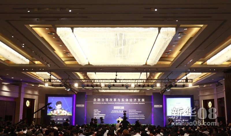 關于澳門博彩業(yè)的發(fā)展與監(jiān)管，2024年澳門天天開好彩精準免費大全的探討