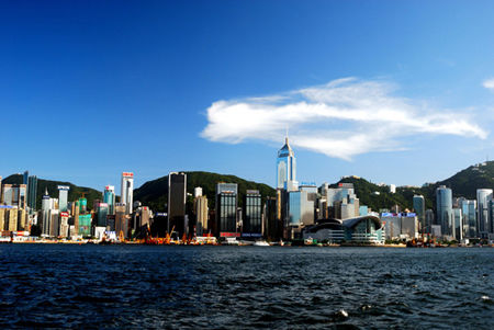 探索香港資訊，免費(fèi)獲取2024年正版資料的指南