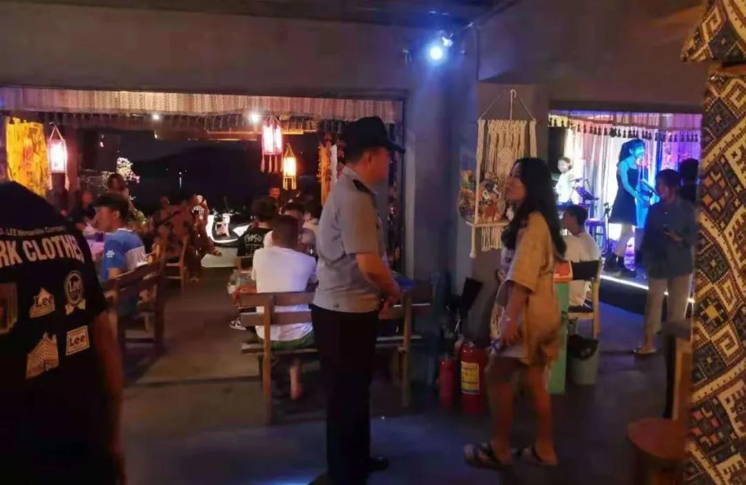 揭秘三肖必中三期必出資料——警惕背后的違法犯罪風(fēng)險